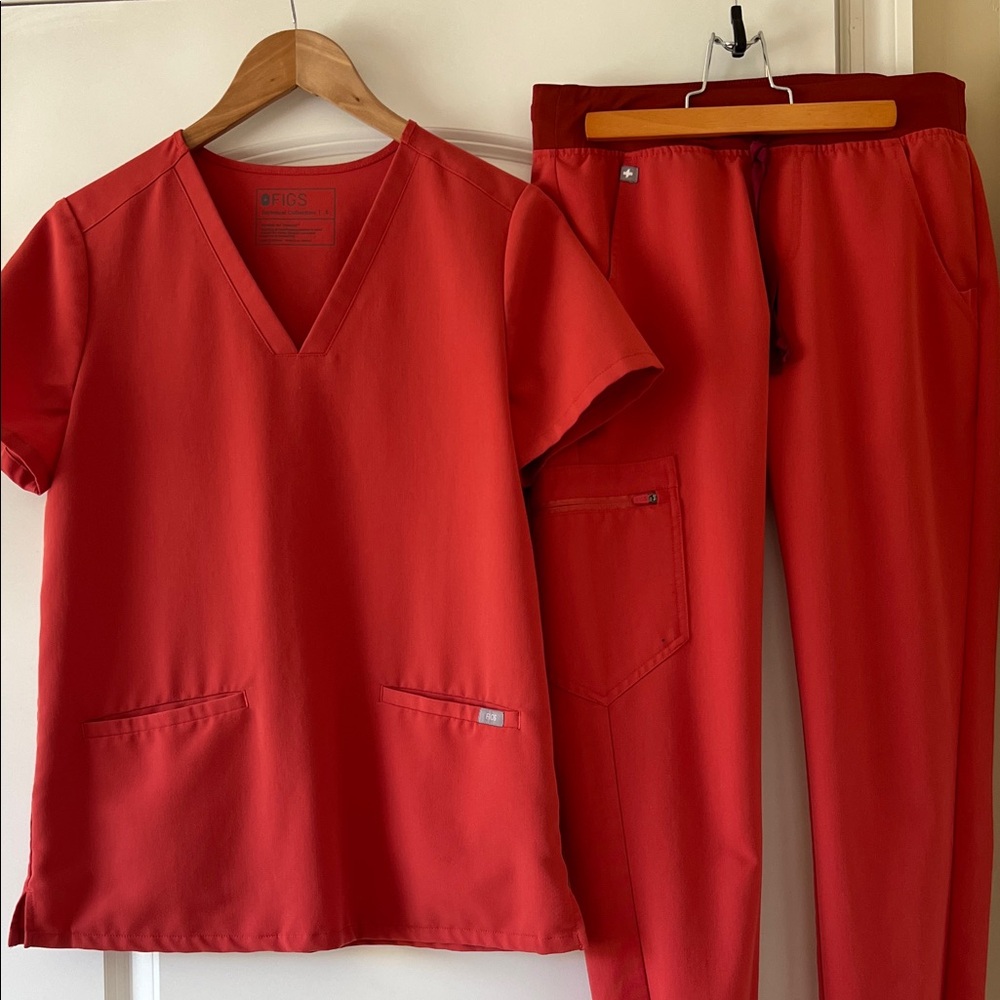 Figs V-Neck Scrub Top and Jogger Pants in Clay